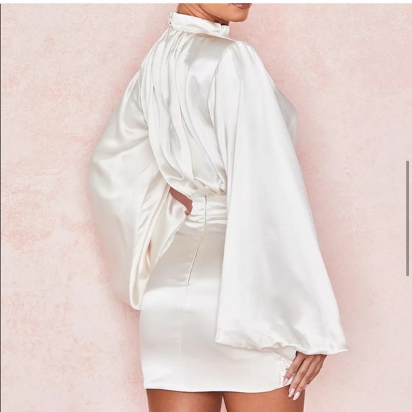 House of cb Khristen ivory satin blouson dress - Picture 4 of 6